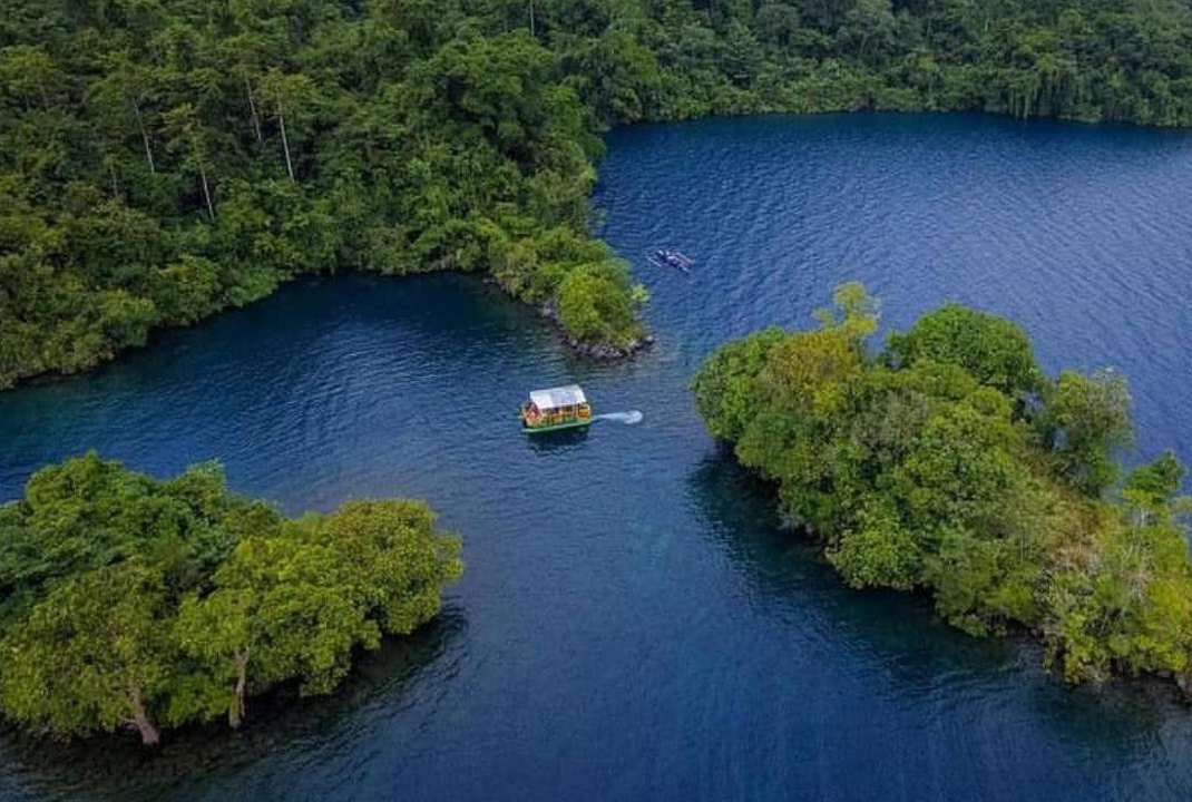 danau terbesar