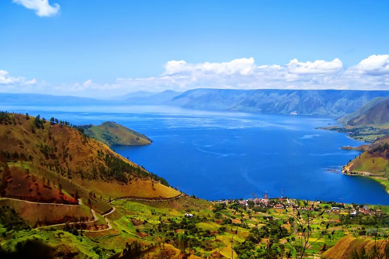 danau terbesar